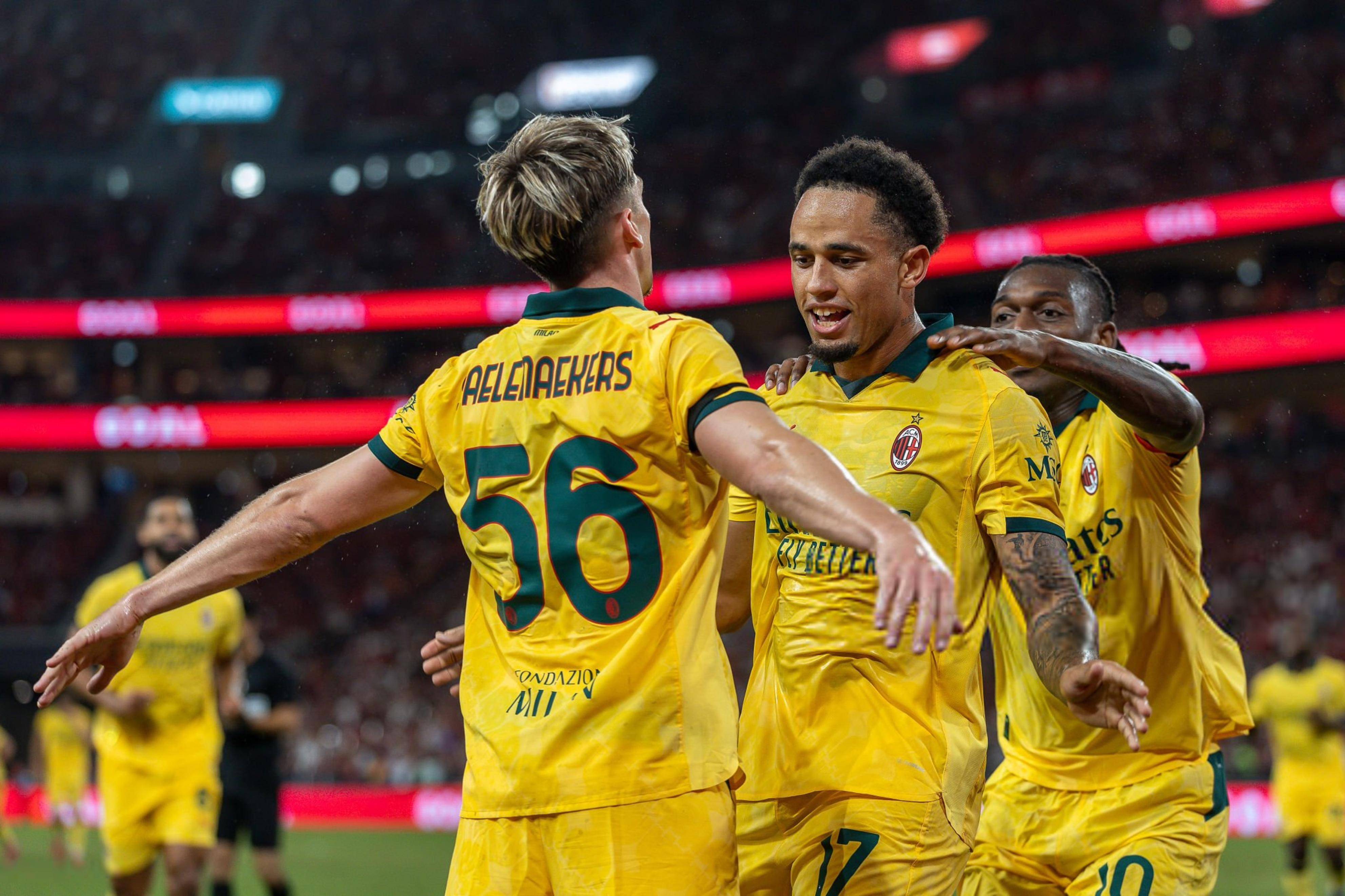 英雄联盟台服官网-AC米兰训练开放日；国际比赛日临场应变引欢呼；葡超在即；团队化学反应显著的简单介绍